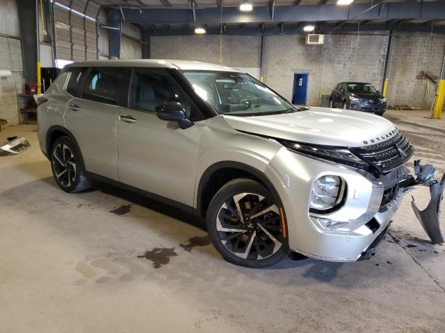 JA4J4UA83PZ017623 - 2023 MITSUBISHI OUTLANDER SE SILVER photo 4