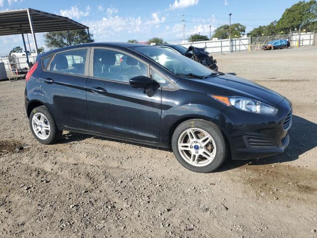 3FADP4EJ6JM126017 - 2018 FORD FIESTA SE 黑色 照片 4