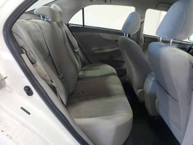 2T1BU4EE9BC706773 - 2011 TOYOTA COROLLA BASE Biały zdjęcie 10