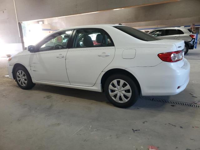 2T1BU4EE9BC706773 - 2011 TOYOTA COROLLA BASE Biały zdjęcie 2