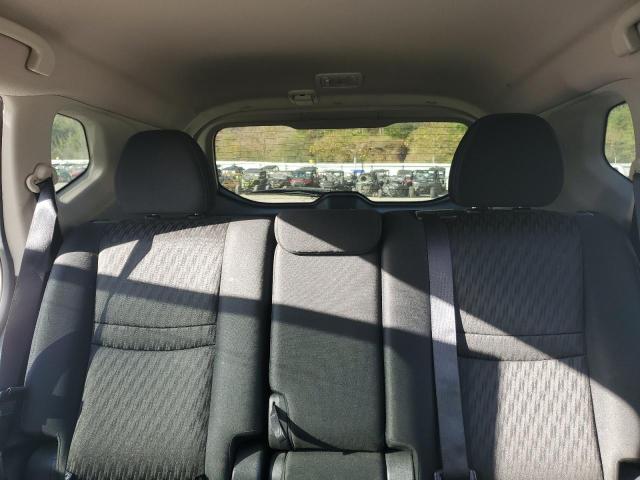 KNMAT2MT9JP565447 - 2018 NISSAN ROGUE S SILVER photo 10