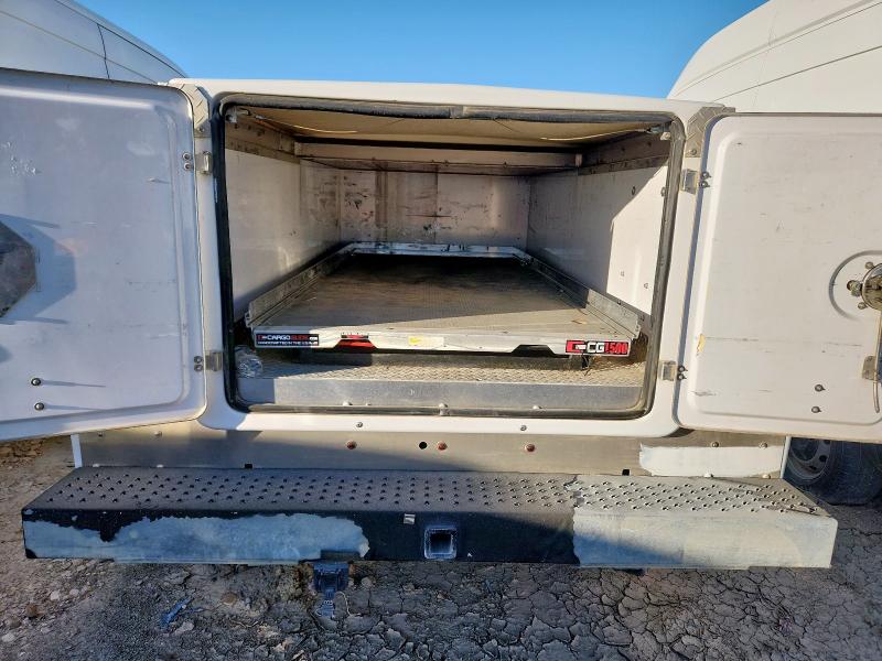 1FDBF2B69KED38034 - 2019 FORD F250 SUPER DUTY Weiß Foto 10