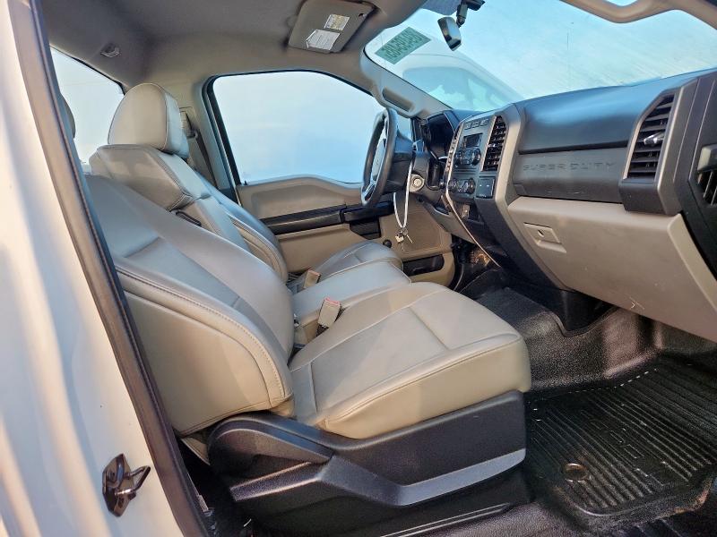 1FDBF2B69KED38034 - 2019 FORD F250 SUPER DUTY Weiß Foto 11