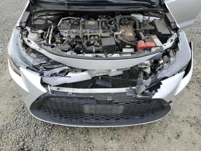JTDEAMDE6NJ044568 - 2022 TOYOTA COROLLA LE 银色 照片 11