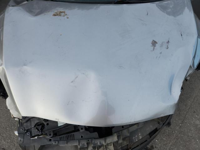 JM1BL1W81C1683246 - 2012 MAZDA 3 I SILVER photo 11