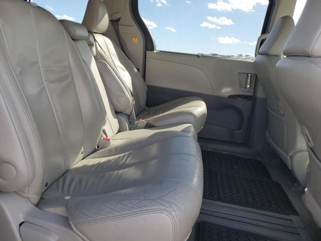 5TDYK3DC1CS272741 - 2012 TOYOTA SIENNA XLE წითელი ფოტო 11