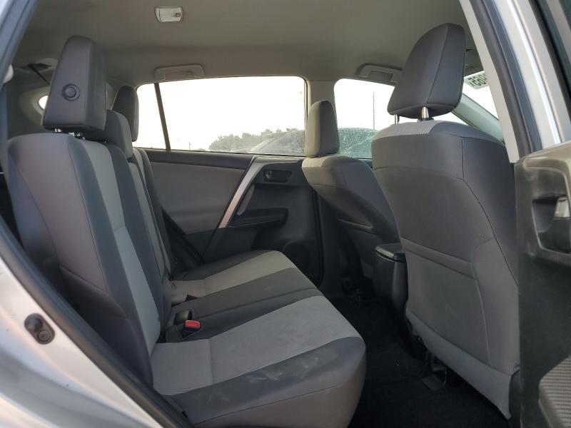 2T3ZFREV0FW151987 - 2015 TOYOTA RAV4 LE SILVER photo 11