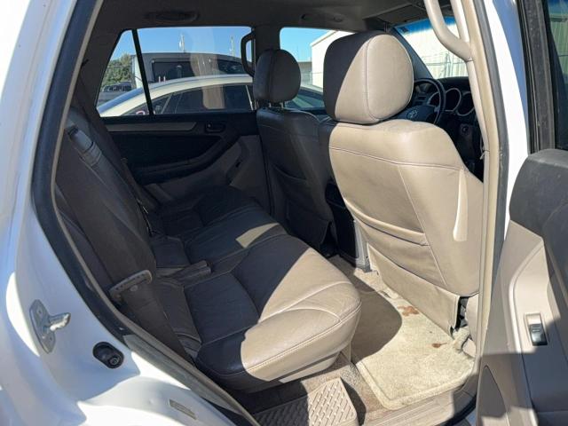 JTEZU14R350048380 - 2005 TOYT 4RUNNER SR5 WHITE photo 6