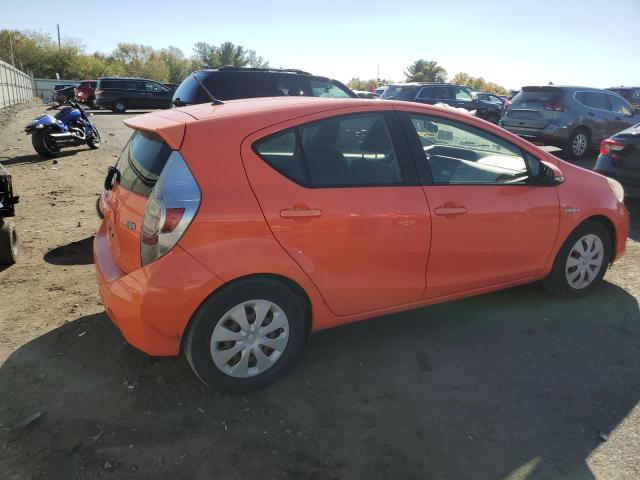 JTDKDTB30D1036809 - 2013 TOYOTA PRIUS C 橙色 照片 3
