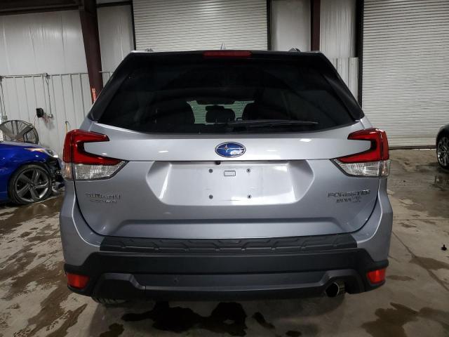 JF2SKAPC9NH506185 - 2022 SUBARU FORESTER LIMITED SILVER photo 6
