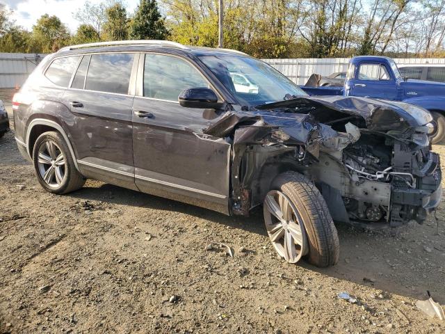 1V2PR2CA7JC578082 - 2018 VOLKSWAGEN ATLAS SE Czarny zdjęcie 4