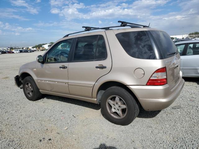 4JGAB54E71A286387 - 2001 MERCEDES-BENZ ML 320 GOLD photo 2