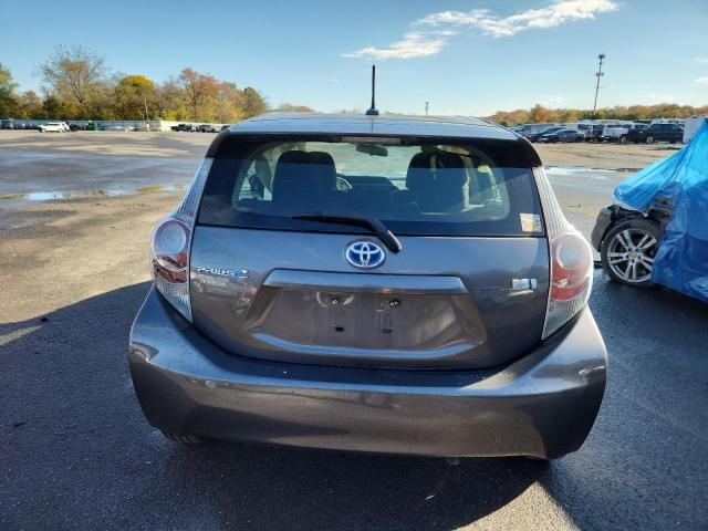 JTDKDTB37D1046138 - 2013 TOYOTA PRIUS C Grau Foto 6