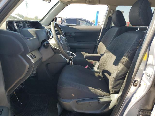 JTLZE4FE4A1100718 - 2010 TOYOTA SCION XB WHITE photo 7