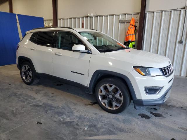 3C4NJCCB4LT125561 - 2020 JEEP COMPASS LIMITED WHITE photo 4