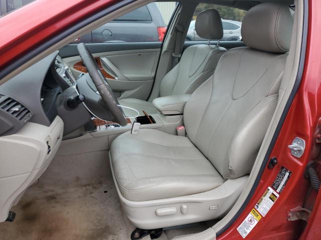 4T1BK3EK7AU111679 - 2010 TOYOTA CAMRY SE RED photo 7