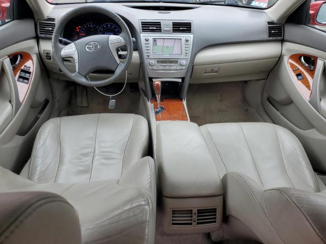 4T1BK3EK7AU111679 - 2010 TOYOTA CAMRY SE RED photo 8