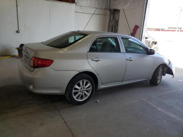2T1BU4EE3AC306237 - 2010 TOYOTA COROLLA BASE Silber Foto 3