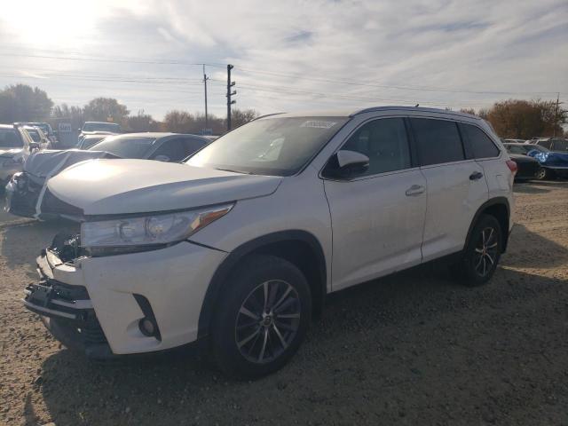 2019 TOYOTA HIGHLANDER SE, 