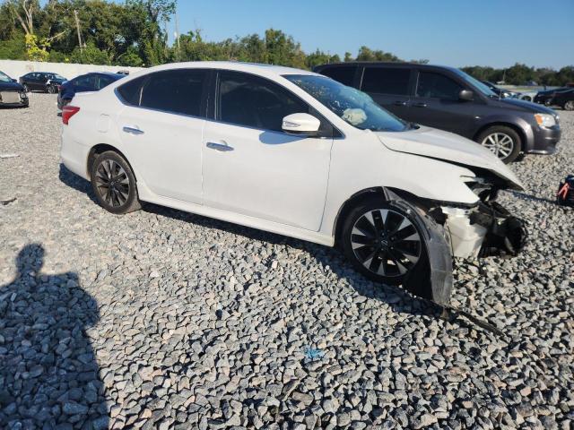 3N1AB7AP6JY219946 - 2018 NISSAN SENTRA S WHITE photo 4