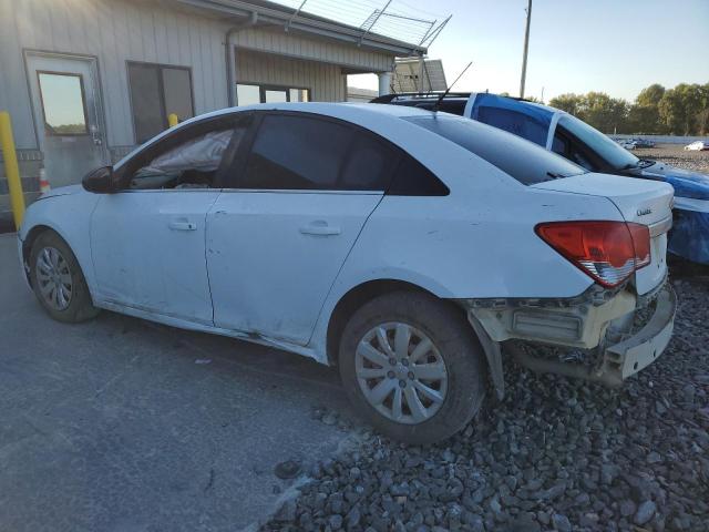 1G1PC5SH7B7278032 - 2011 CHEVROLET CRUZE LS WHITE photo 2