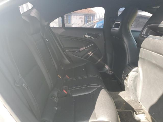 WDDSJ4GB2JN594105 - 2018 MERCEDES-BENZ CLA 250 4MATIC WHITE photo 10