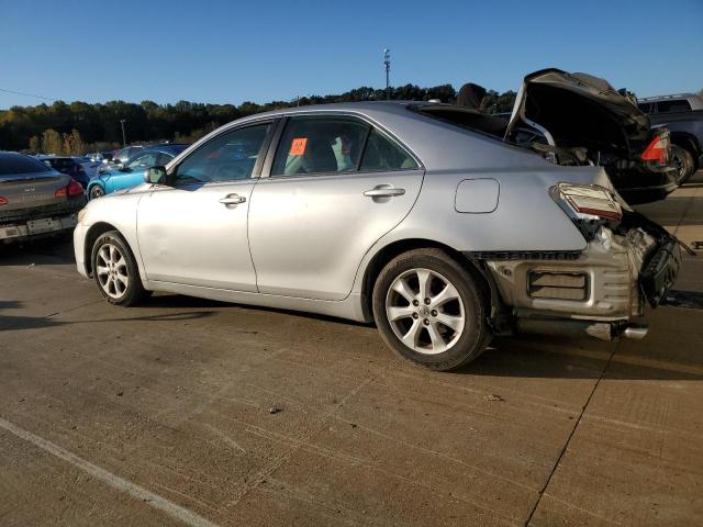 4T1BK3EKXBU120572 - 2011 TOYOTA CAMRY SE Серебристый фото 2