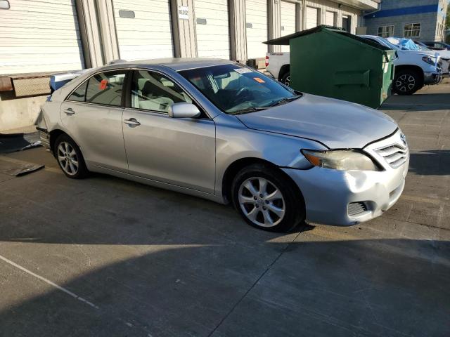 4T1BK3EKXBU120572 - 2011 TOYOTA CAMRY SE Серебристый фото 4