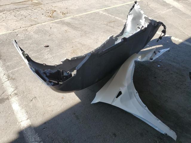 5YJYGDEE8LF004345 - 2020 TESLA MODEL Y Weiß Foto 12