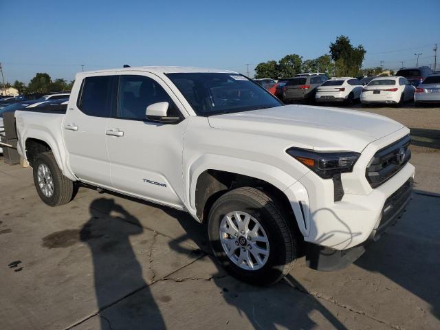 3TYKB5FN6RT008427 - 2024 TOYOTA TACOMA DOUBLE CAB თეთრი ფოტო 4