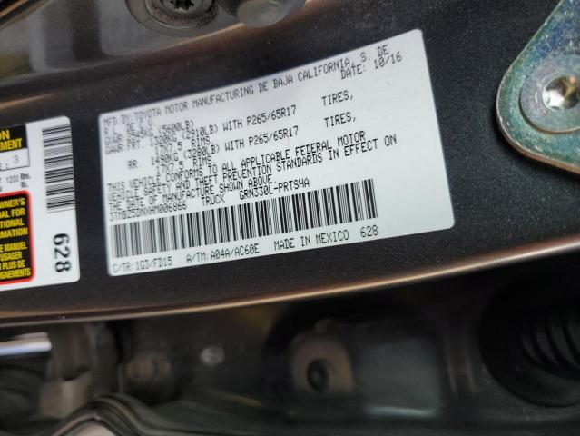 3TMBZ5DNXHM006866 - 2017 TOYOTA TACOMA DOUBLE CAB GRAY photo 12