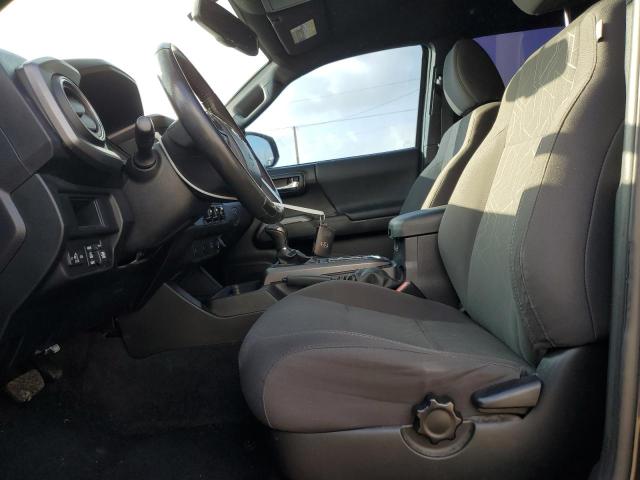 3TMBZ5DNXHM006866 - 2017 TOYOTA TACOMA DOUBLE CAB GRAY photo 7