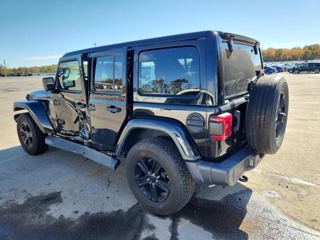 1C4HJXEN6LW111845 - 2020 JEEP WRANGLER U SAHARA Schwarz Foto 2