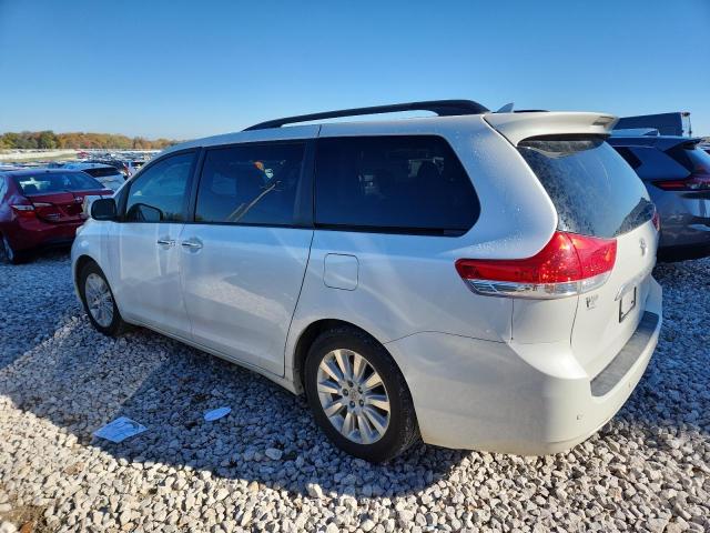5TDYK3DC1CS260573 - 2012 TOYOTA SIENNA XLE 白色 照片 2