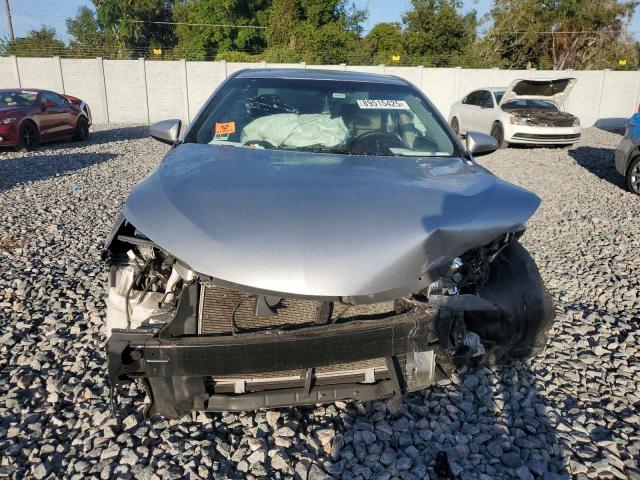 4T1BF1FK1HU398034 - 2017 TOYOTA CAMRY LE 银色 照片 5