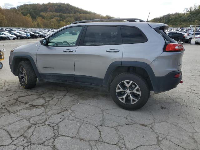 1C4PJMBB4JD569106 - 2018 JEEP CHEROKEE TRAILHAWK SILVER photo 2