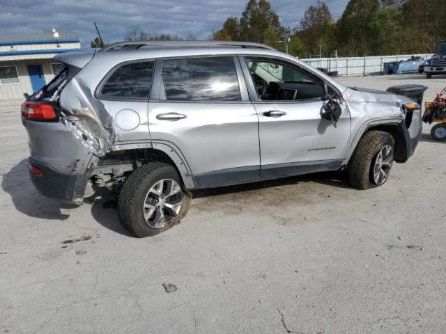 1C4PJMBB4JD569106 - 2018 JEEP CHEROKEE TRAILHAWK SILVER photo 3