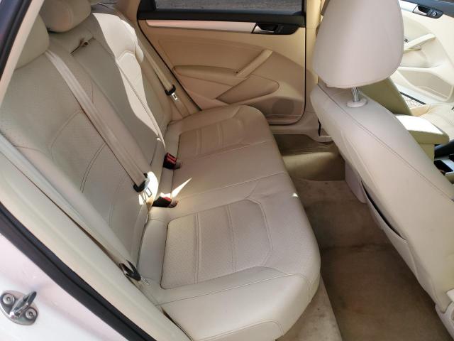 1VWBP7A37CC106449 - 2012 VOLKSWAGEN PASSAT SE WHITE photo 10