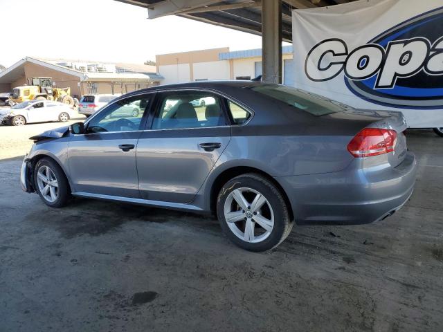 1VWBH7A33DC060794 - 2013 VOLKSWAGEN PASSAT SE GRAY photo 2