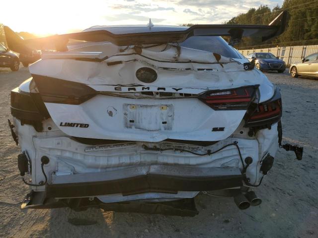 4T1T11AK5RU863023 - 2024 TOYOTA CAMRY SE NIGHT SHADE WHITE photo 6