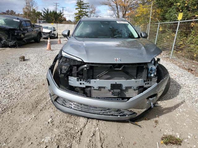 LRBFZME44RD076909 - 2024 BUICK ENVISION PREFERRED ნაცრისფერი ფოტო 5