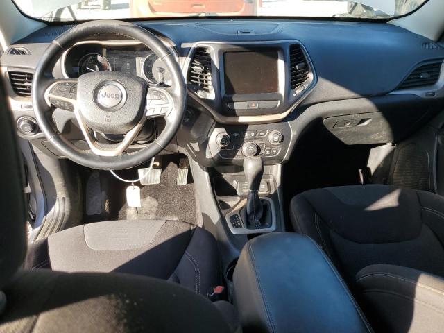 1C4PJLCS6GW165908 - 2016 JEEP CHEROKEE LATITUDE SILVER photo 8