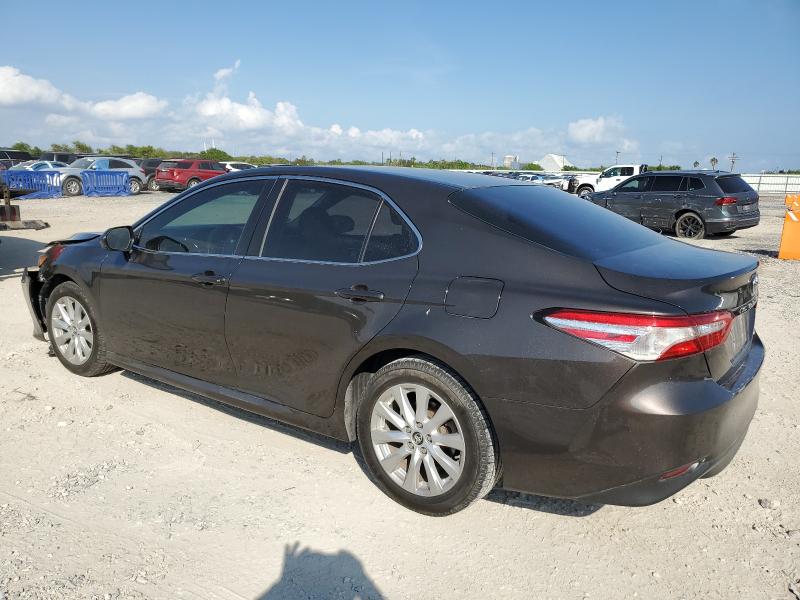 4T1B11HK3JU543446 - 2018 TOYOTA CAMRY L Qəhvəyi foto 2