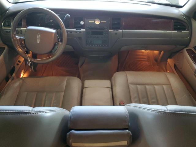 1LNHM81W05Y658589 - 2005 LINCOLN TOWN CAR SIGNATURE Зелений фото 8