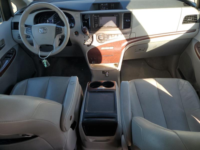 5TDYK3DC3ES423906 - 2014 TOYOTA SIENNA XLE SILVER photo 8