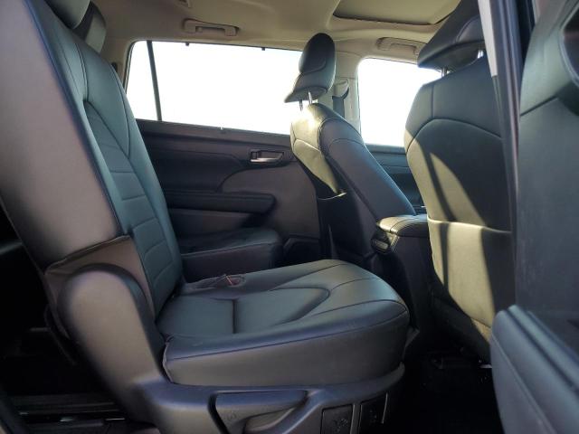 5TDKDRAH6PS515209 - 2023 TOYOTA HIGHLANDER L SILVER photo 11