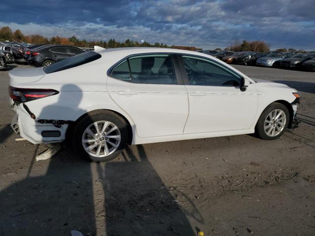 4T1C11AK0MU541494 - 2021 TOYOTA CAMRY LE WHITE photo 3