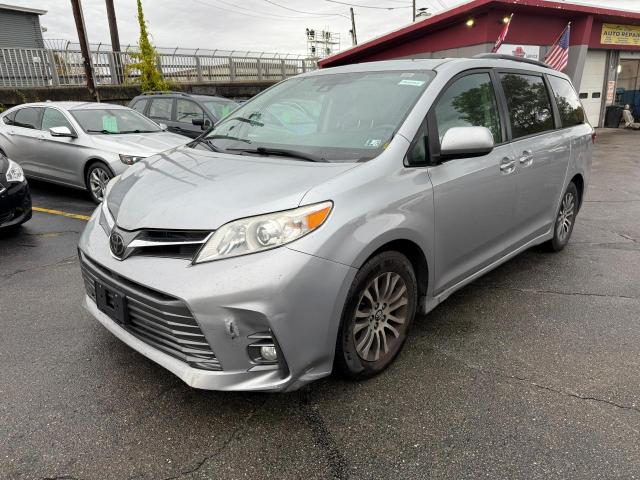 2018 TOYOTA SIENNA XLE, 