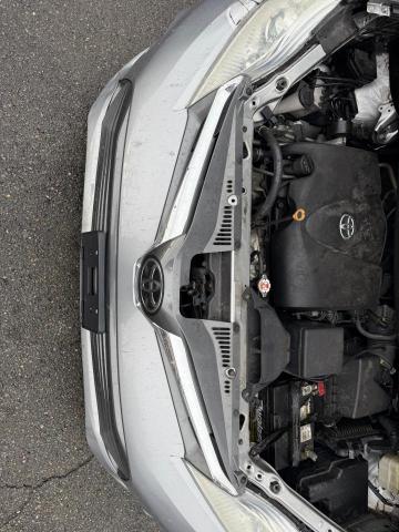 5TDYZ3DC4JS910554 - 2018 TOYOTA SIENNA XLE 银色 照片 10