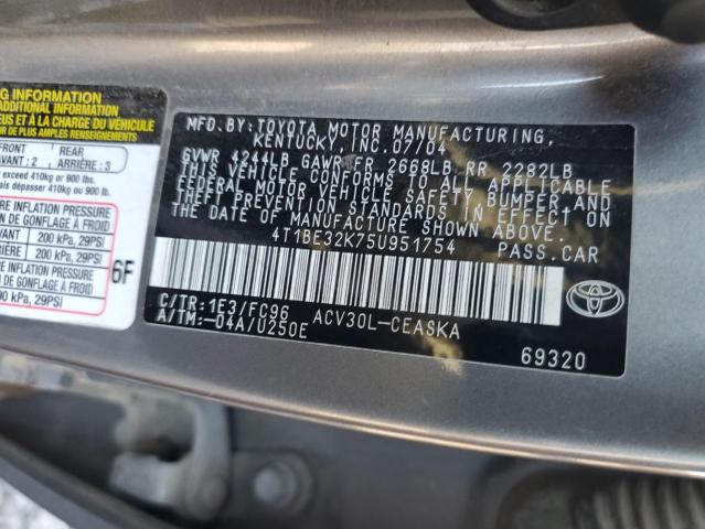 4T1BE32K75U951754 - 2005 TOYOTA CAMRY LE GRAY photo 12